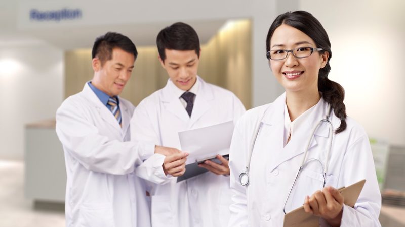 在入职体检中，心电图ST段改变可能提示以下情况：
